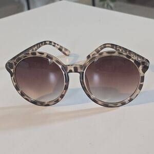 Stylish Tortoiseshell Oversized Round Sunglasses Browm Lense
